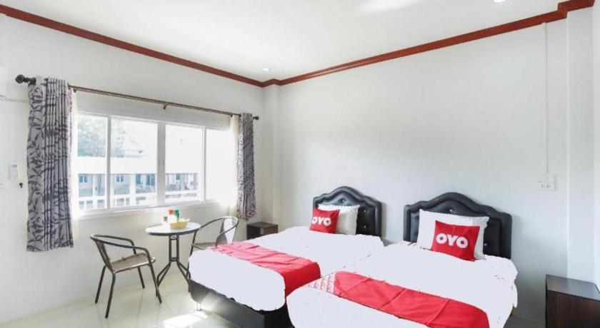 Oyo 75394 Sakthong Grand Hotel Chiang Khong Esterno foto